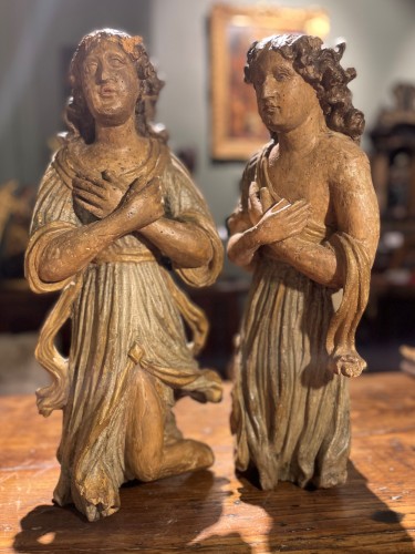 Art sacré, objets religieux  - Paire d'anges d'autel - XVIIe
