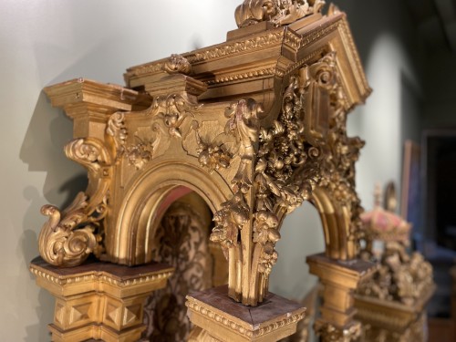 Antiquités - Spectaculaire retable en bois doré - XIXe
