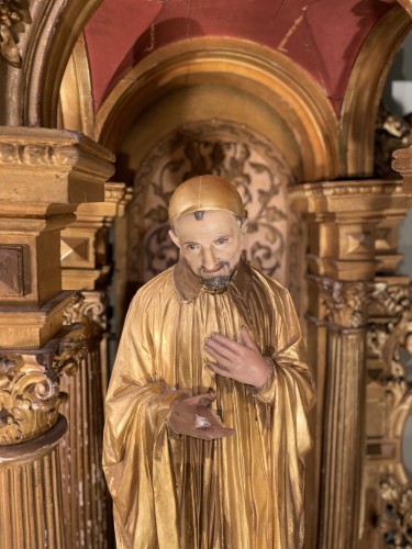 Antiquités - 19th century gilded wood altarpiece