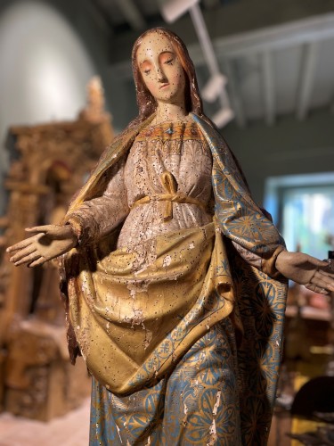 Sculpture Sculpture en Bois - Vierge foulant le serpent - XVIIIe