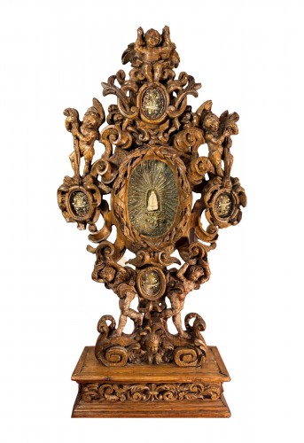 Reliquaire du XVIIIe siècle de Saint Alexandre à décor d’angelots