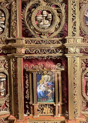 Remarkable Reliquary Altarpiece Style With 21 Relics - XVIII - Religious Antiques Style 