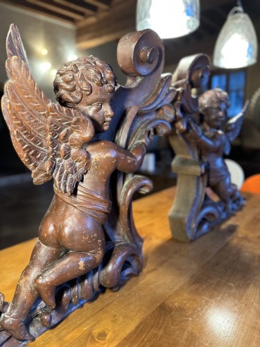 Grande paire d’anges de buffet d’orgue du XIXe siècle - Le jardin des Moines