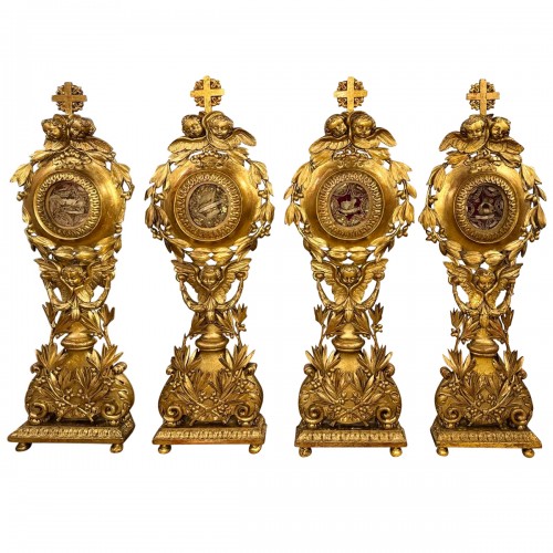Quatre remarquables monstrances reliquaires circa 1700