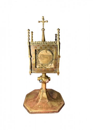 Monstrance reliquaire en cuivre, fin XVedébut XVIe