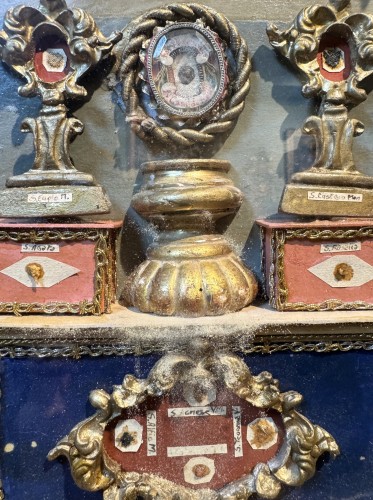 Baroque Reliquary Altarpiece With 27 Relics Circa 1740 - Religious Antiques Style 