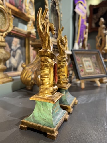 Pair Of 18th Century Reliquary Arms - Religious Antiques Style 