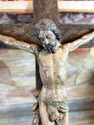 Art sacré, objets religieux  - Christ en bois sculpté  fin XVIIe