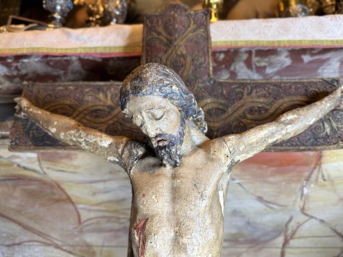 Christ en bois sculpté  fin XVIIe - 