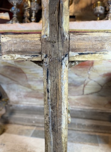 Antiquités - Christ en bois sculpté  fin XVIIe