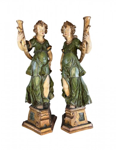 Pair Of Ceroferous Cherubs In The Colors Of Hope - 18th Century