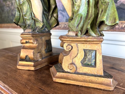  - Pair Of Ceroferous Cherubs In The Colors Of Hope - 18th Century