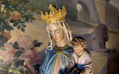 Imposing Representation Of Our Lady Of Deliverance Of Souls From Purgatory  - Religious Antiques Style 
