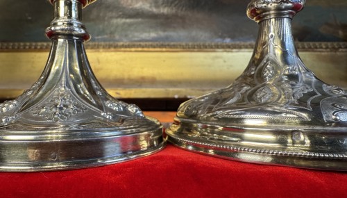 Antiquités - Chapelle comprenant calice et ciboire en vermeil, fin XIXe