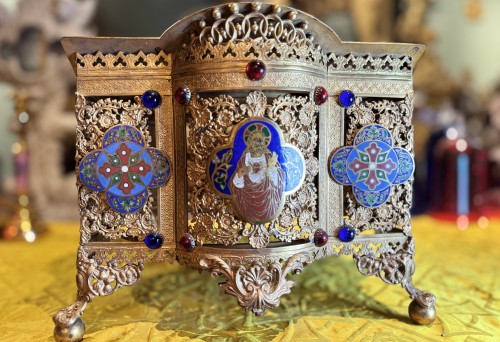 Neo-gothic Altar Lectern - 19th Century - Religious Antiques Style 