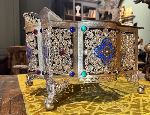 Antiquités - Neo-gothic Altar Lectern - 19th Century