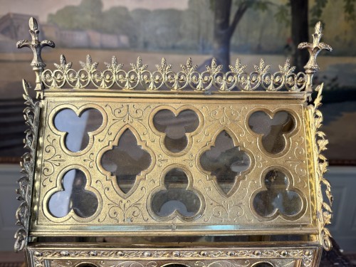 Religious Antiques  - Bronze Reliquary Hunt - 19th Century