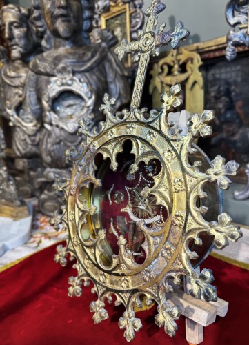 Art sacré, objets religieux  - Reliquaire aux neufs reliques du Saint Curé d’Ars 