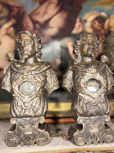 Paire de bustes reliquaires des Saints Jean Baptiste et François, Italie début XVIIIe siècle - Le jardin des Moines