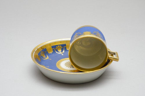 XIXe siècle - Sublime gobelet litron et soucoupe, porcelaine de Vienne, 1808
