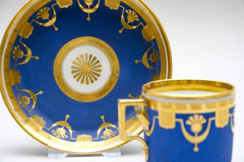 Sublime gobelet litron et soucoupe, porcelaine de Vienne, 1808 - Empire