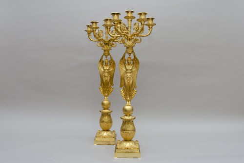 Fine pair of candelabras with winged victories after Pierre Philippe Thomir - Lighting Style Empire