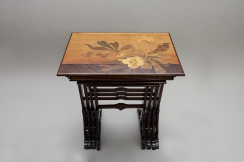Antiquités - Superbe série de quatre tables gigognes, Emile Gallé à Nancy Vers 1900