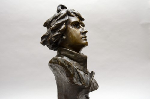 Luca Madrassi (1848 – 1919)  Buste de Napoléon Bonaparte - L'Egide Antiques