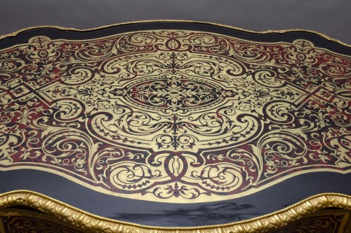 Table de milieu chantournée en marqueterie Boulle - Napoléon III