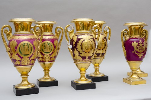 Pair of eggshaped vases &quot;duck hunt&quot;, attributed to Feuillet in Paris - 