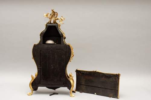 Horology  - Green Louis XV Cartel clock "Beauvillain à Paris"