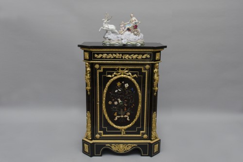 Exquisite Chest "Dresse" with Pietra Dura, BEFORT JEUNE in Paris - 