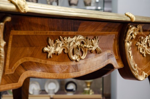 Mobilier Bureau et Secrétaire - Grand bureau plat fin 19e siècle de style Louis XV
