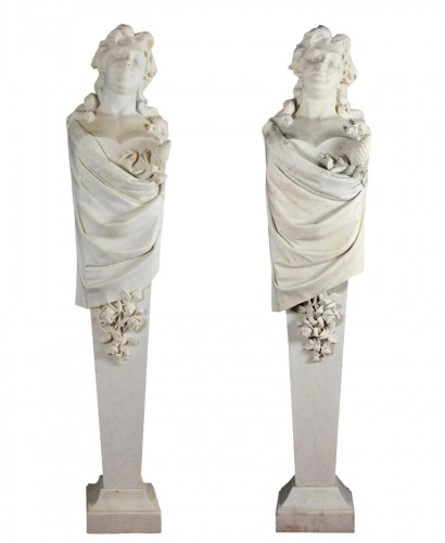 Paire de bustes monumentals "Bacchantes" en marbre, Italie
