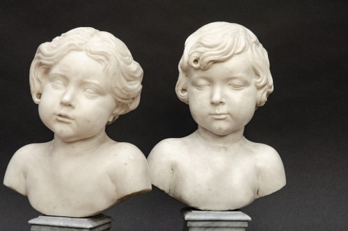 XVIIe siècle - Paire de bustes d’enfants en marbre, entourage d’Alesandro Algardi