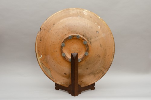 Large sgraffito plate bearing the coat of arms of the Santa Maria Nuova Hos - 