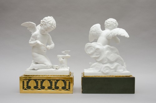 Antiquités - Pair of white bisque angles, Dihl à Paris. French Empire period