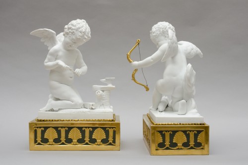 Antiquités - Pair of white bisque angles, Dihl à Paris. French Empire period