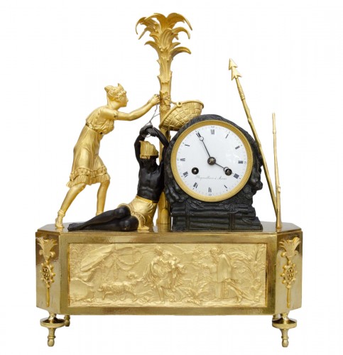 Pendulum clock in gilt bronze “Atala rescuing Chactas” Empire period