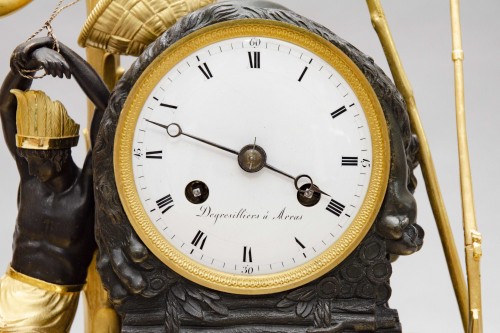 19th century - Pendulum clock in gilt bronze “Atala rescuing Chactas” Empire period