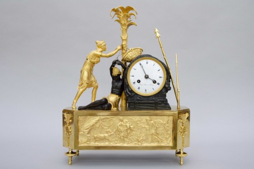 Antiquités - Pendulum clock in gilt bronze “Atala rescuing Chactas” Empire period