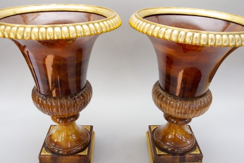 Antiquités - Importante paire de vases Médicis, albâtre de Volterra