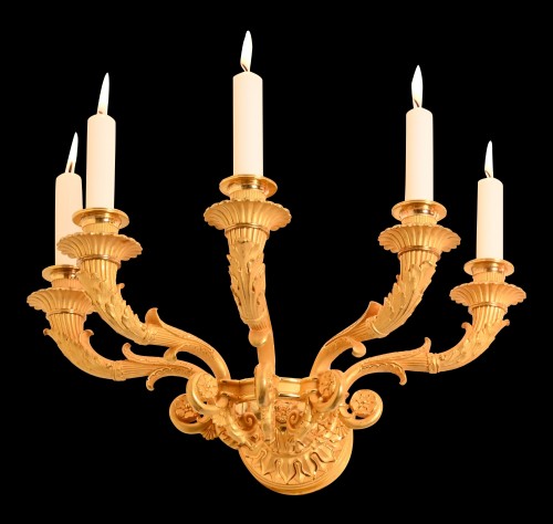 Lighting  - A pair of Restauration gilt-bronze wall lights