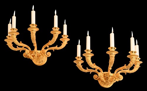 A pair of Restauration gilt-bronze wall lights - 