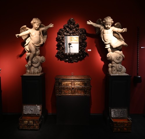 Mirrors, Trumeau  - A Dutch mirror.