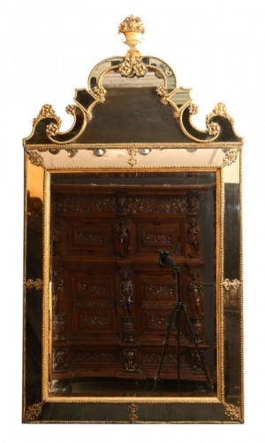A Swedish Baroque mirror by Burchardt Precht, active in Stockholm 1674-1738