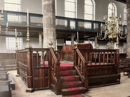 Pair of large brass candlesticks with square bases - 