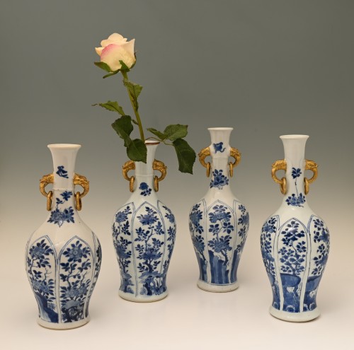 Ensemble de vases en porcelaine chinoise Période Kangxi - Arts d