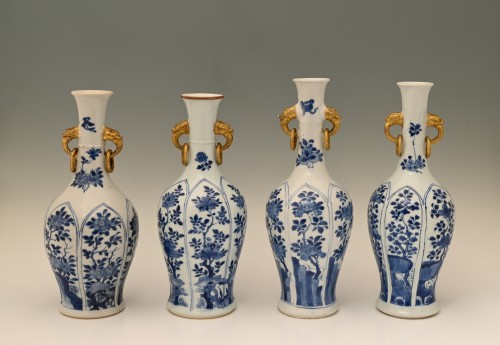 Ensemble de vases en porcelaine chinoise Période Kangxi - Limburg Antiquairs