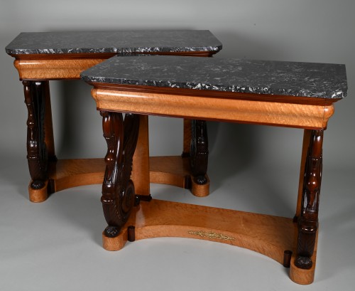 Une paire de consoles Charles X - Mobilier Style Restauration - Charles X